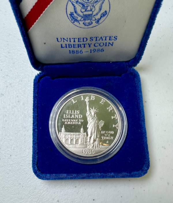 1986-S U.S. Silver Dollar - Ellis Island - Image 2